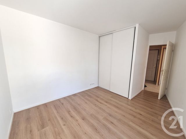 Appartement F2 à louer - 2 pièces - 45.15 m2 - SANTENY - 94 - ILE-DE-FRANCE - Century 21 Valeurs Conseils
