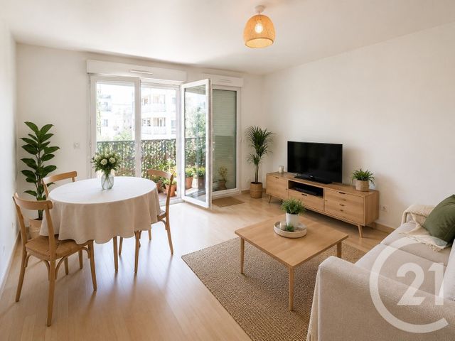 Appartement Studio à vendre - 1 pièce - 35.05 m2 - CHOISY LE ROI - 94 - ILE-DE-FRANCE - Century 21 Valeurs Conseils
