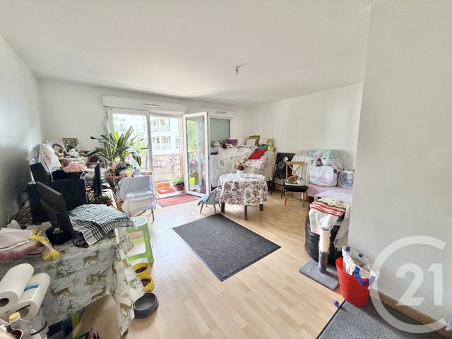 Appartement Studio à vendre - 1 pièce - 35.05 m2 - CHOISY LE ROI - 94 - ILE-DE-FRANCE - Century 21 Valeurs Conseils