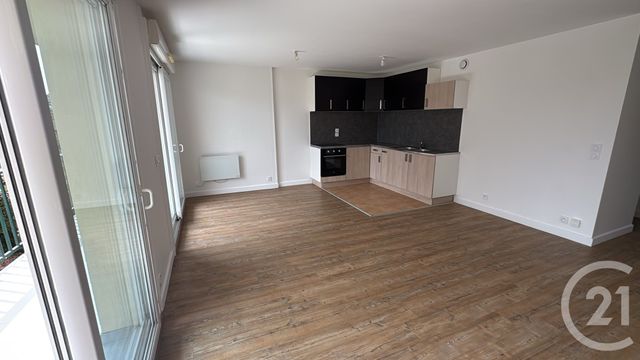 Appartement F3 à louer - 3 pièces - 63.49 m2 - QUINCY SOUS SENART - 91 - ILE-DE-FRANCE - Century 21 Valeurs Conseils