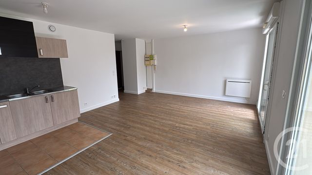 Appartement F3 à louer - 3 pièces - 63.49 m2 - QUINCY SOUS SENART - 91 - ILE-DE-FRANCE - Century 21 Valeurs Conseils