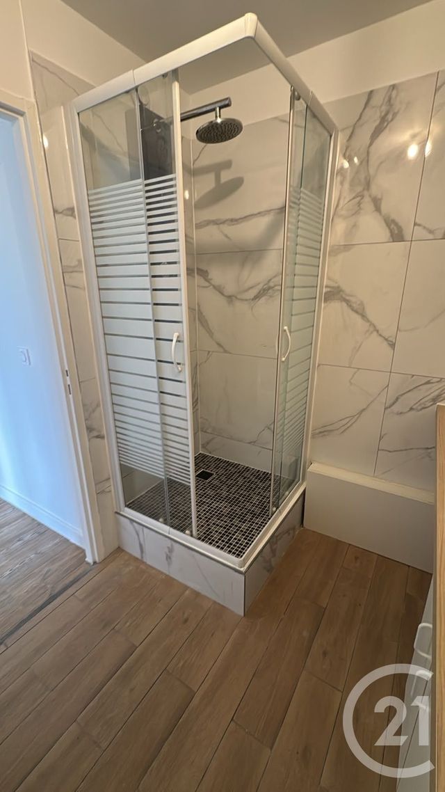Appartement F3 à louer - 3 pièces - 63.49 m2 - QUINCY SOUS SENART - 91 - ILE-DE-FRANCE - Century 21 Valeurs Conseils