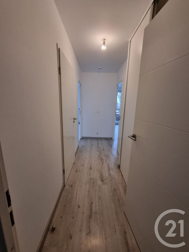 Appartement F4 à louer - 4 pièces - 80.04 m2 - BOISSY ST LEGER - 94 - ILE-DE-FRANCE - Century 21 Valeurs Conseils