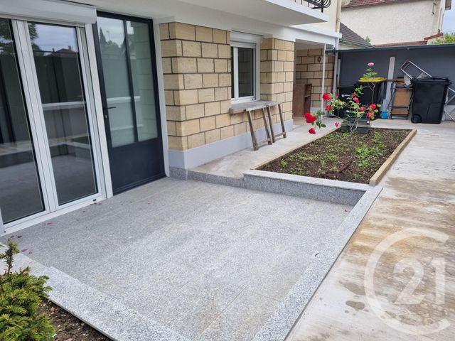 Appartement F3 à louer - 3 pièces - 52.3 m2 - BOISSY ST LEGER - 94 - ILE-DE-FRANCE - Century 21 Valeurs Conseils