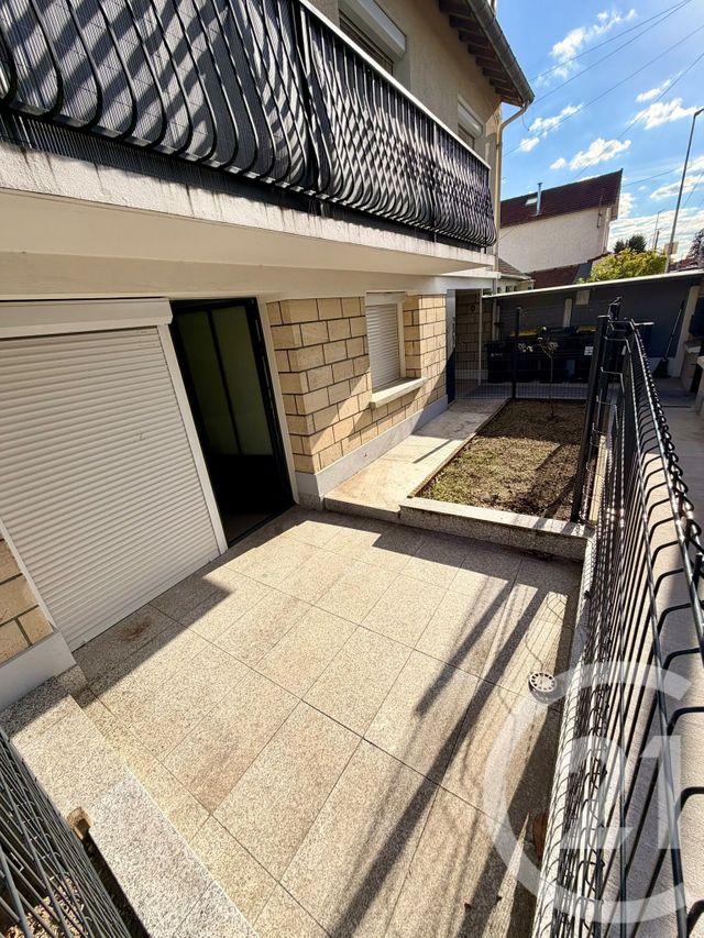 Appartement F3 à louer - 3 pièces - 52.3 m2 - BOISSY ST LEGER - 94 - ILE-DE-FRANCE - Century 21 Valeurs Conseils