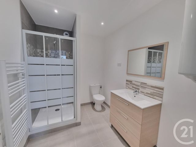 Appartement F3 à louer - 3 pièces - 52.3 m2 - BOISSY ST LEGER - 94 - ILE-DE-FRANCE - Century 21 Valeurs Conseils