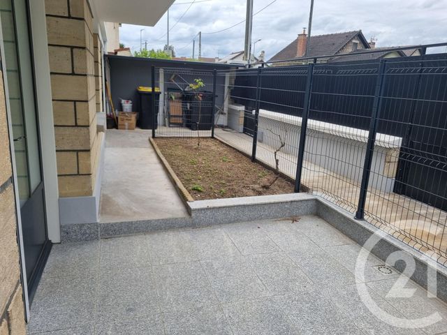 Appartement F3 à louer - 3 pièces - 52.3 m2 - BOISSY ST LEGER - 94 - ILE-DE-FRANCE - Century 21 Valeurs Conseils