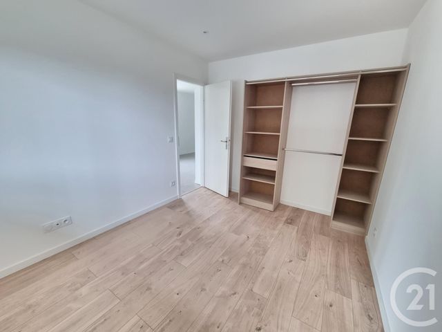 Appartement F3 à louer - 3 pièces - 52.3 m2 - BOISSY ST LEGER - 94 - ILE-DE-FRANCE - Century 21 Valeurs Conseils
