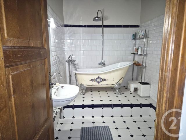Appartement F2 à louer - 2 pièces - 65.19 m2 - PARIS - 75005 - ILE-DE-FRANCE - Century 21 Valeurs Conseils