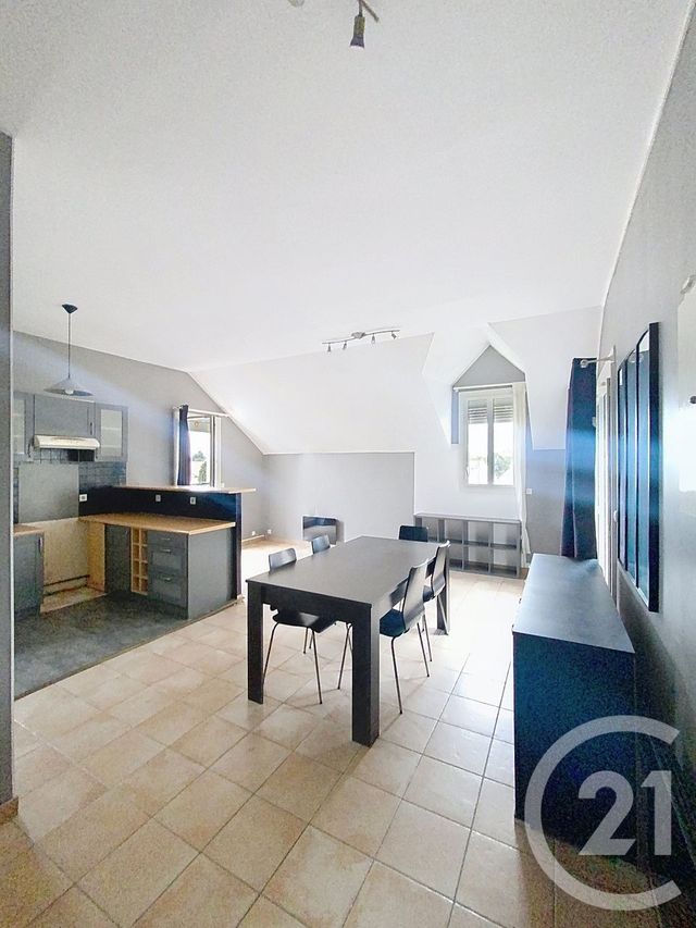 Appartement F3 à vendre - 3 pièces - 59.11 m2 - MAROLLES EN BRIE - 94 - ILE-DE-FRANCE - Century 21 Valeurs Conseils