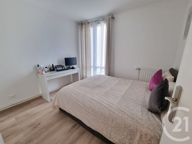 Appartement F2 à vendre - 2 pièces - 32.14 m2 - CHOISY LE ROI - 94 - ILE-DE-FRANCE - Century 21 Valeurs Conseils