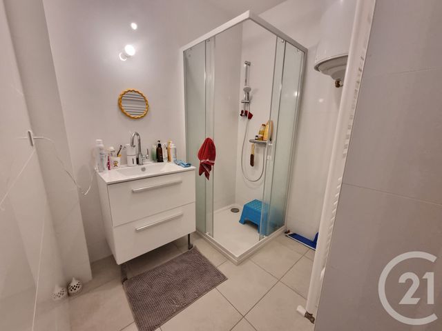 Appartement F2 à vendre - 2 pièces - 32.14 m2 - CHOISY LE ROI - 94 - ILE-DE-FRANCE - Century 21 Valeurs Conseils