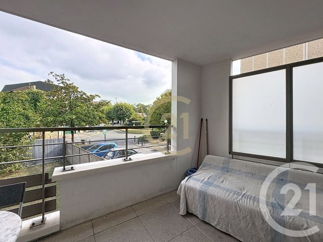 Appartement F4 à vendre - 4 pièces - 84.83 m2 - BOISSY ST LEGER - 94 - ILE-DE-FRANCE - Century 21 Valeurs Conseils