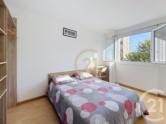 Appartement F4 à vendre - 4 pièces - 90.86 m2 - BOISSY ST LEGER - 94 - ILE-DE-FRANCE - Century 21 Valeurs Conseils