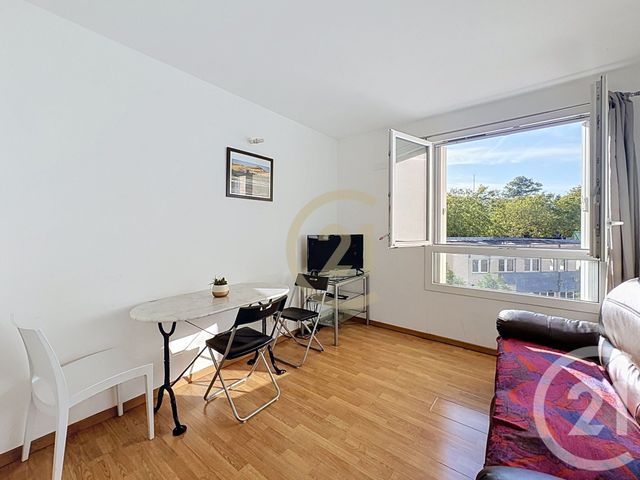 Appartement F4 à vendre - 4 pièces - 90.86 m2 - BOISSY ST LEGER - 94 - ILE-DE-FRANCE - Century 21 Valeurs Conseils