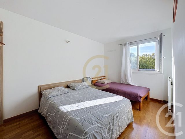 Appartement F4 à vendre - 4 pièces - 90.86 m2 - BOISSY ST LEGER - 94 - ILE-DE-FRANCE - Century 21 Valeurs Conseils