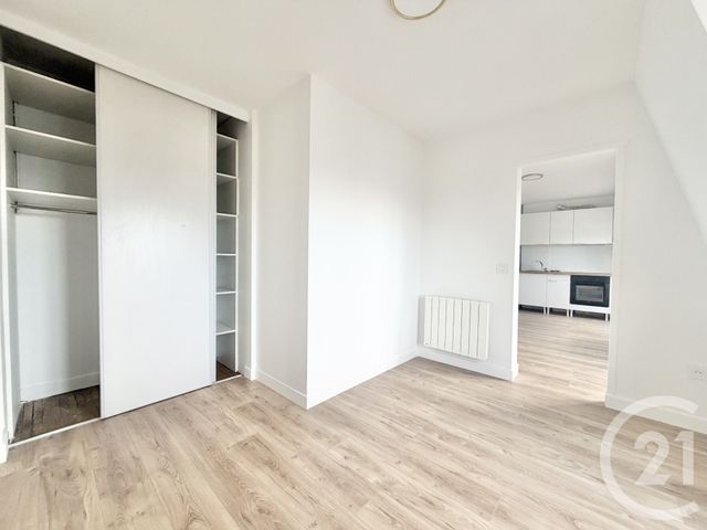 Appartement F2 à louer - 2 pièces - 24.0 m2 - PARIS - 75013 - ILE-DE-FRANCE - Century 21 Valeurs Conseils