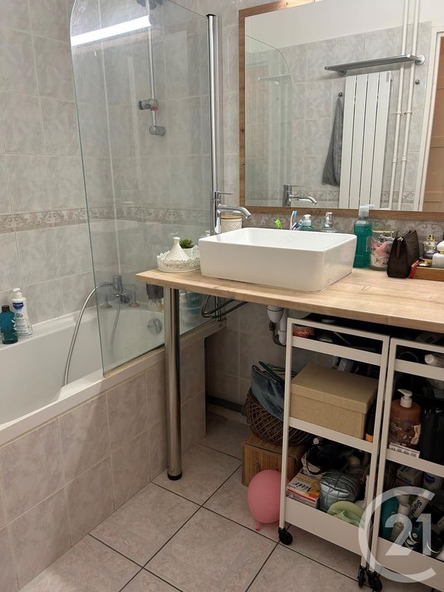 Afficher la photo en grand Appartement F3 à vendre - 3 pièces - 67.52 m2 - LIMEIL BREVANNES - 94 - ILE-DE-FRANCE - Century 21 Valeurs Conseils