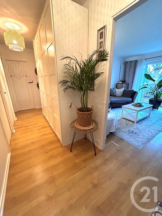 Afficher la photo en grand Appartement F3 à vendre - 3 pièces - 67.52 m2 - LIMEIL BREVANNES - 94 - ILE-DE-FRANCE - Century 21 Valeurs Conseils
